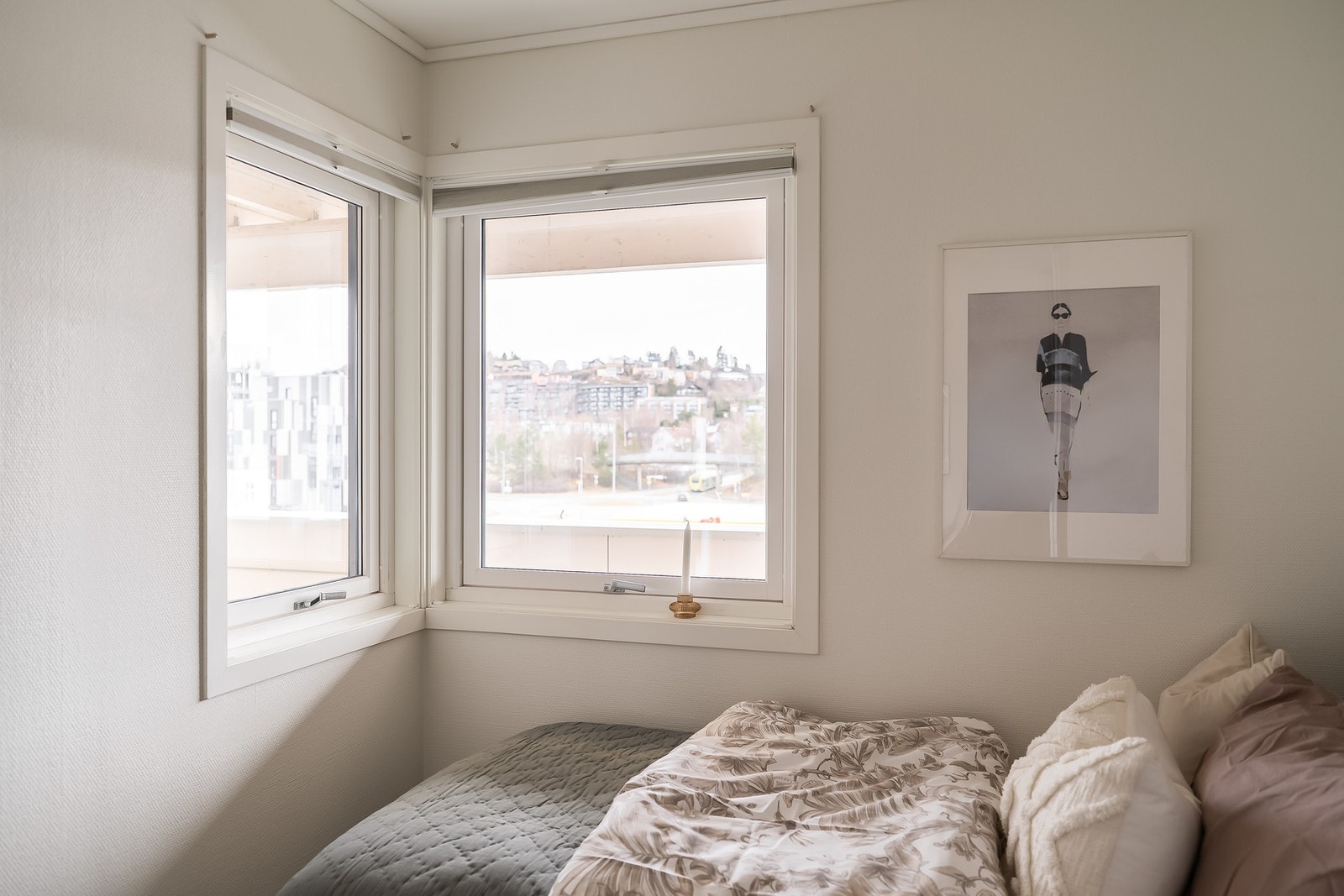 Begge soverom ligger vendt ut mot rolige og svale omgivelser. Galleribilde