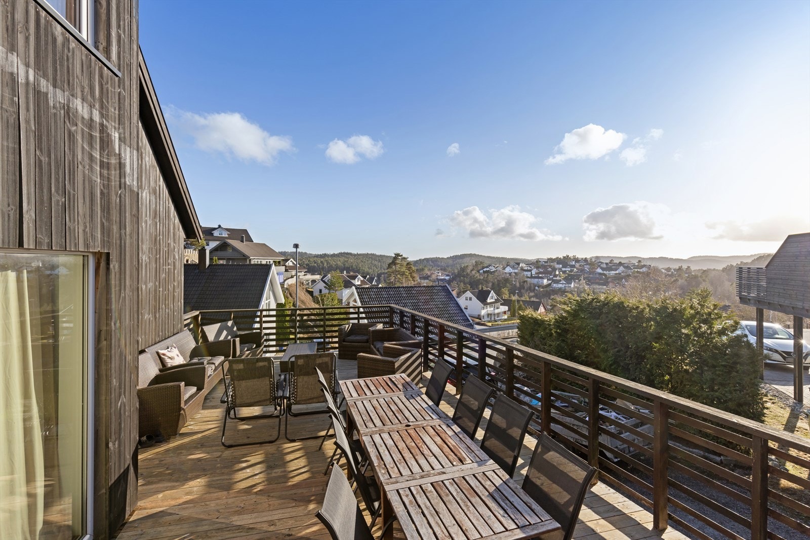 Her kan man nyte sene sommerkvelder med venner og familie. Galleribilde