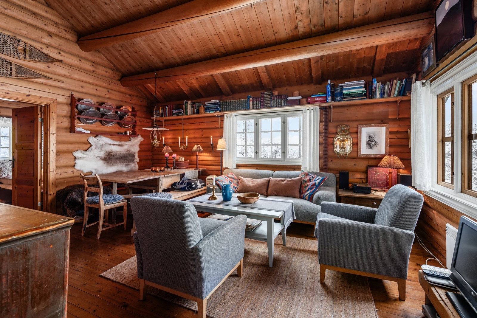 Lun og koselig stue med mye sjarm og sjel! Galleribilde