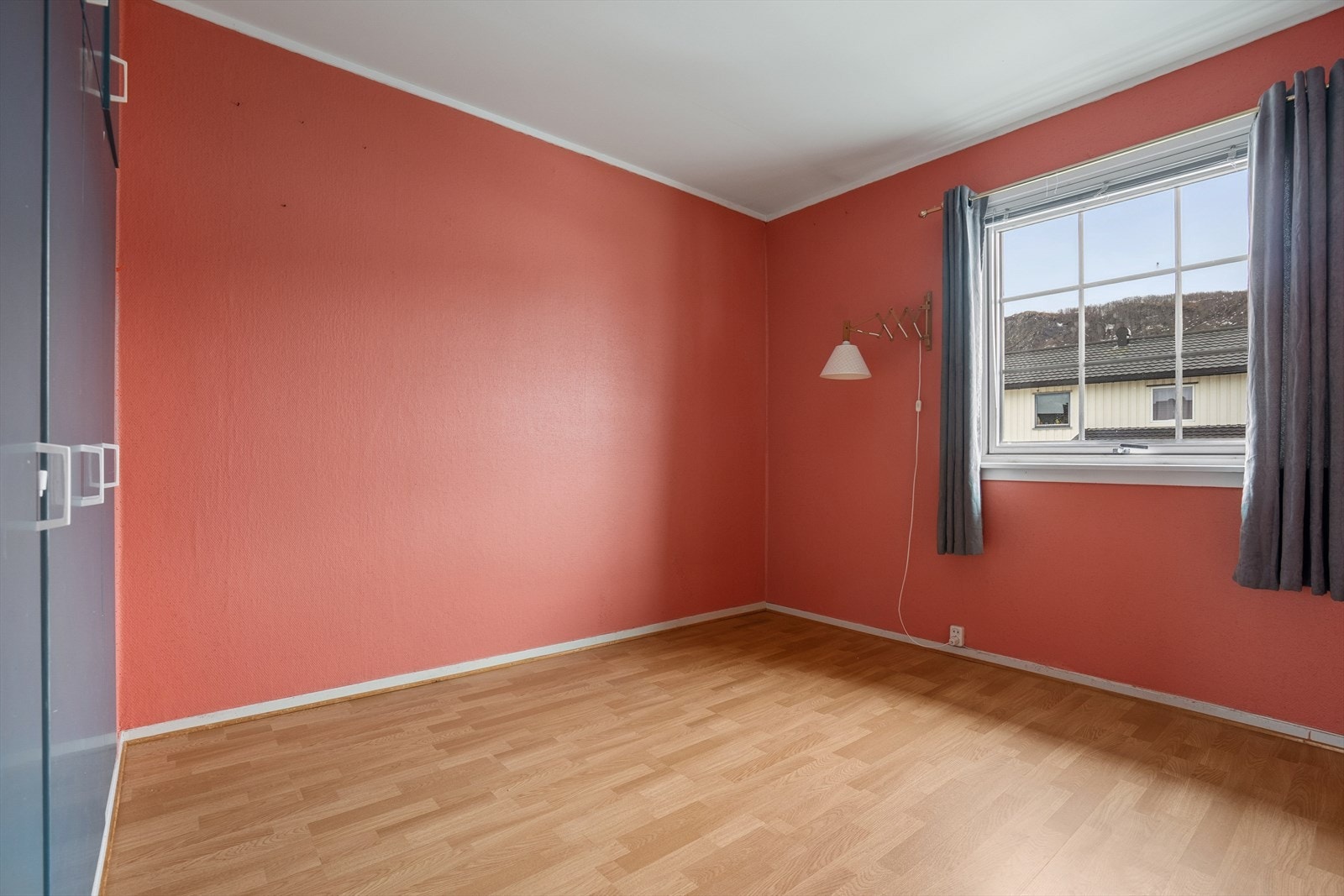 Boligen har tre gode soverom. Galleribilde