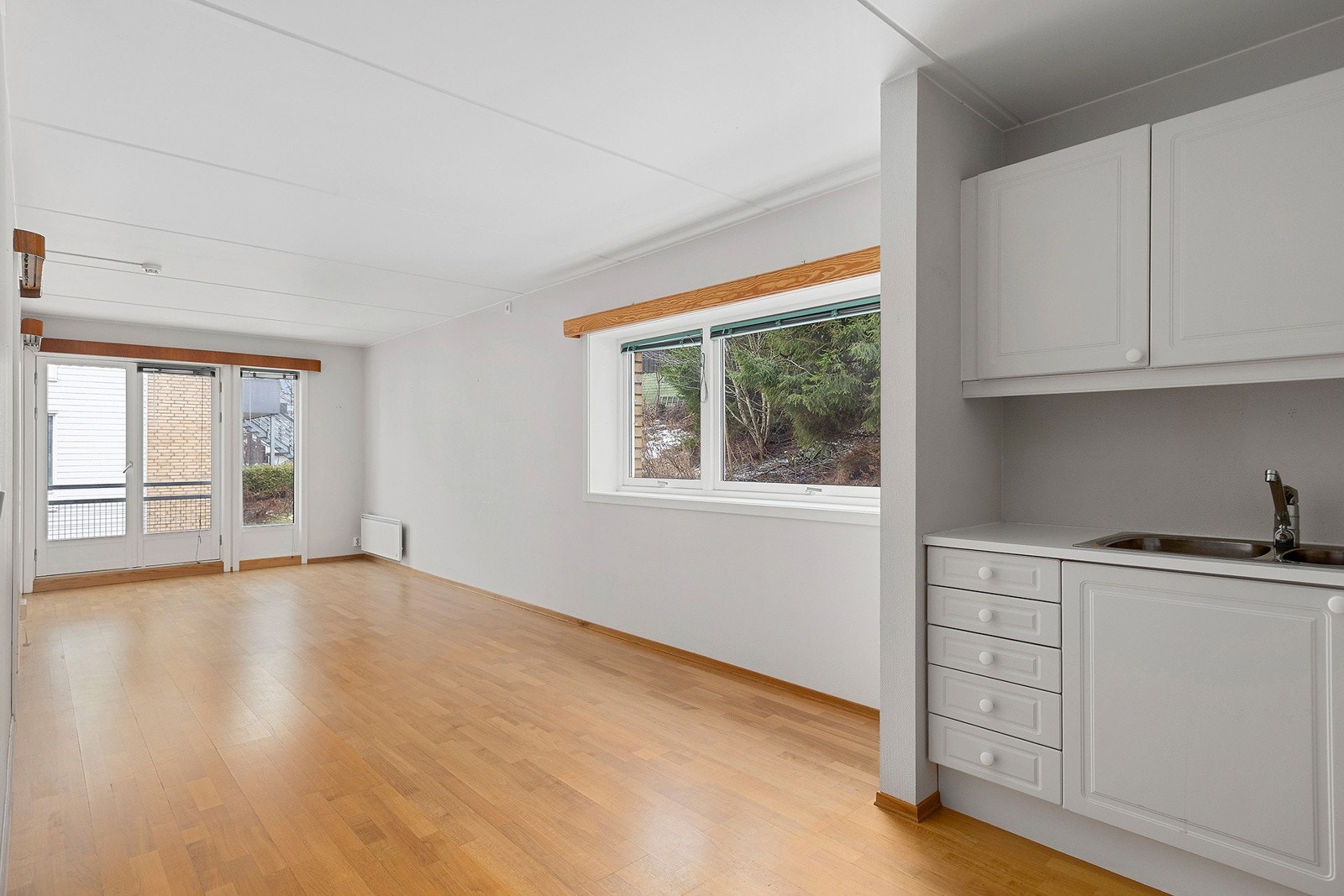 Ola Matthieu Skauge v/OBOS Eiendomsmeglere har gleden av å presentere Harry fetts vei 5B! Foto: Nanna Wolden/ Diakrit Galleribilde