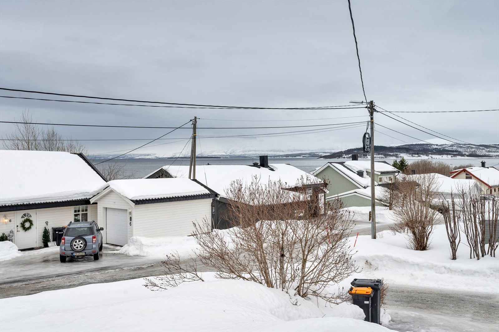 Utsikt mot nordøst. Galleribilde
