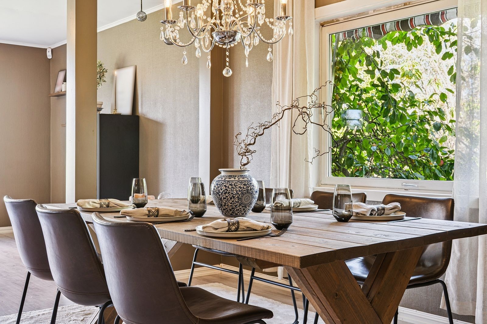 Da er det bare å ønske "velkommen til bords"! Galleribilde