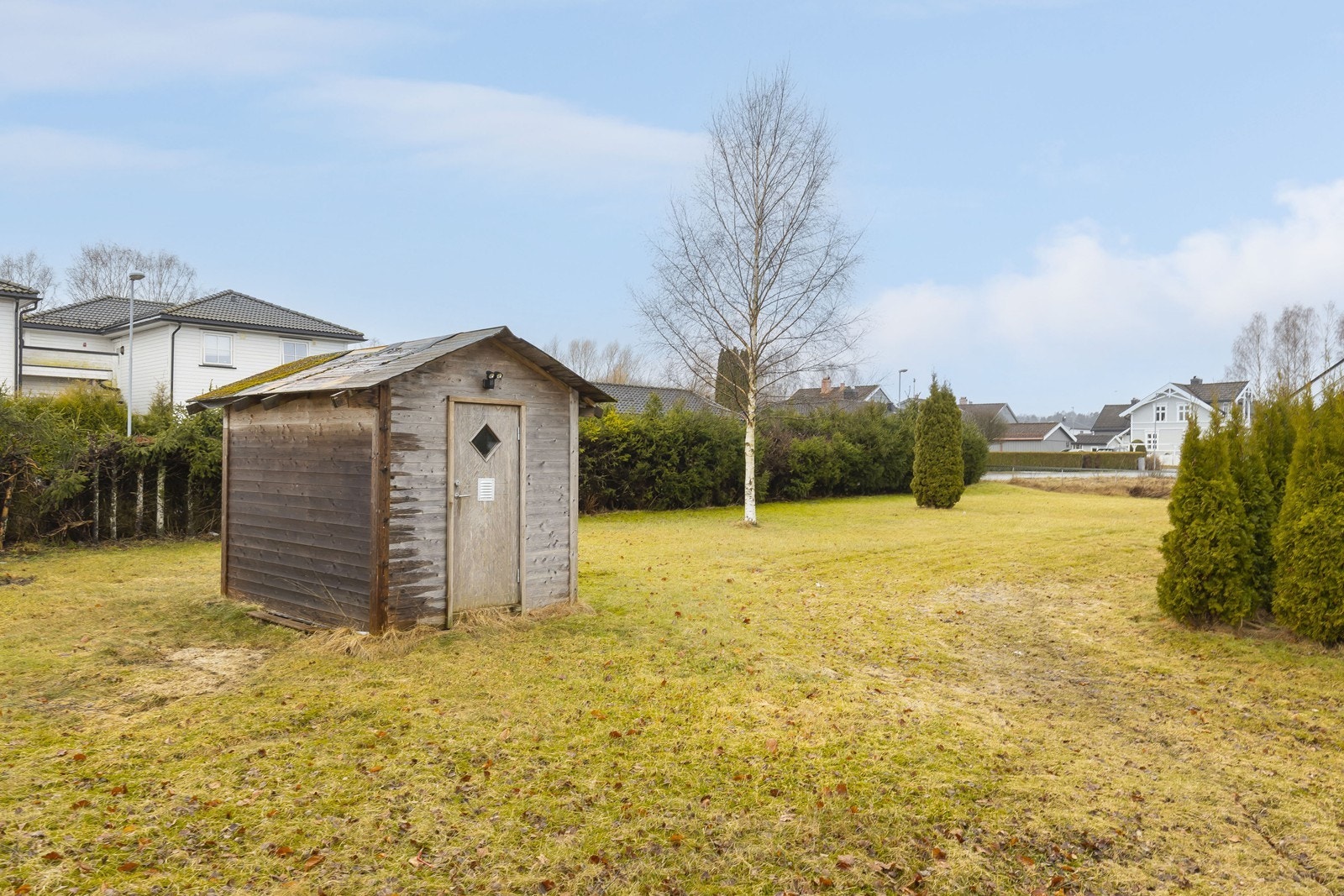 Her er det plass til både trampoline og fotballbane. Galleribilde