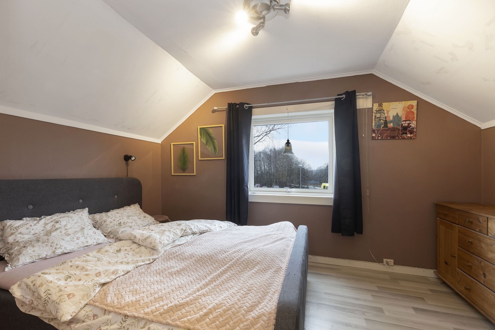 Soverom II i 2.etasje. Galleribilde