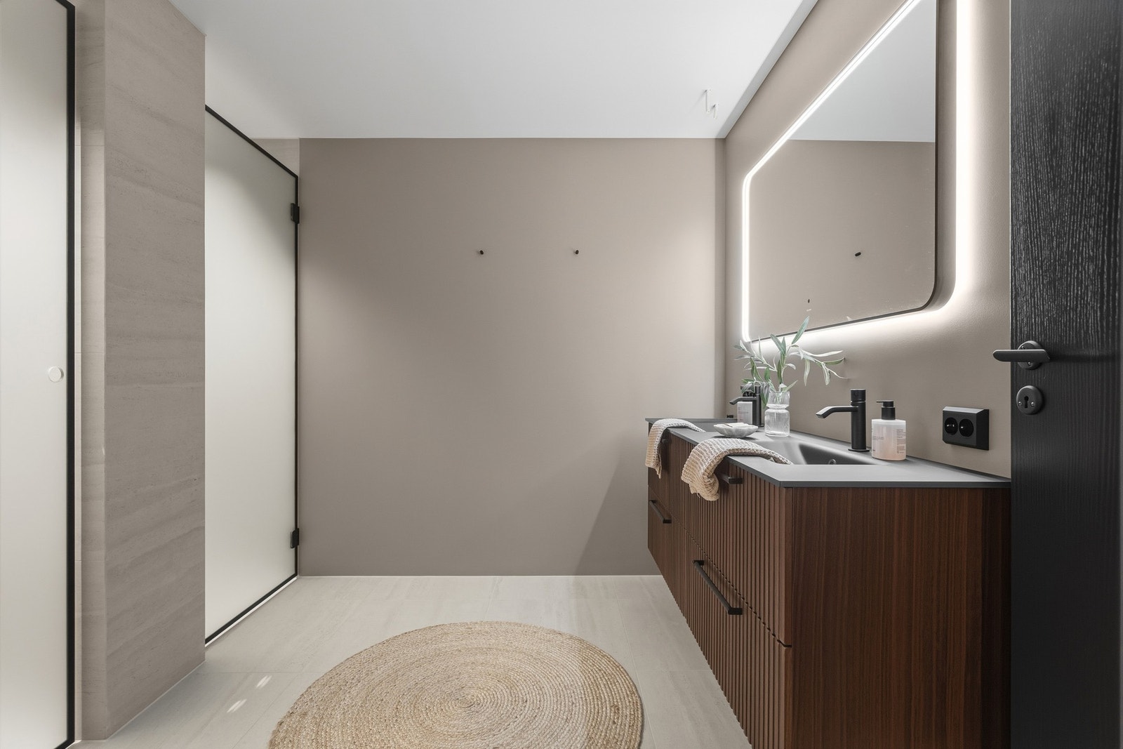 Bad III. Galleribilde