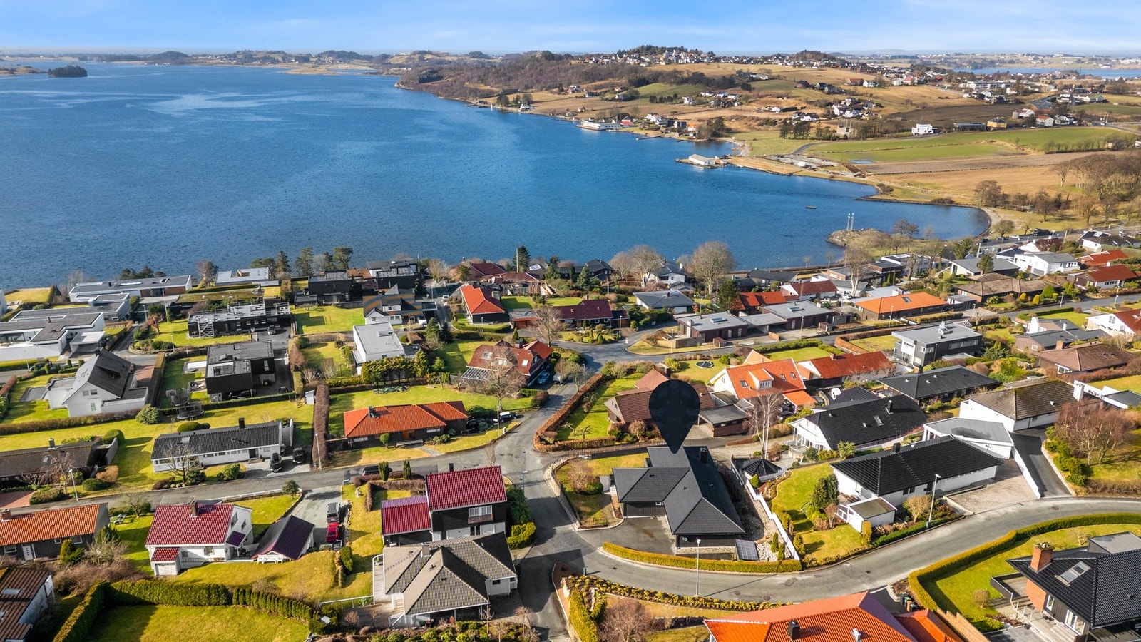 Eiendommen ligger flott plassert i ett av Stavangers mest ettertraktede områder. Galleribilde