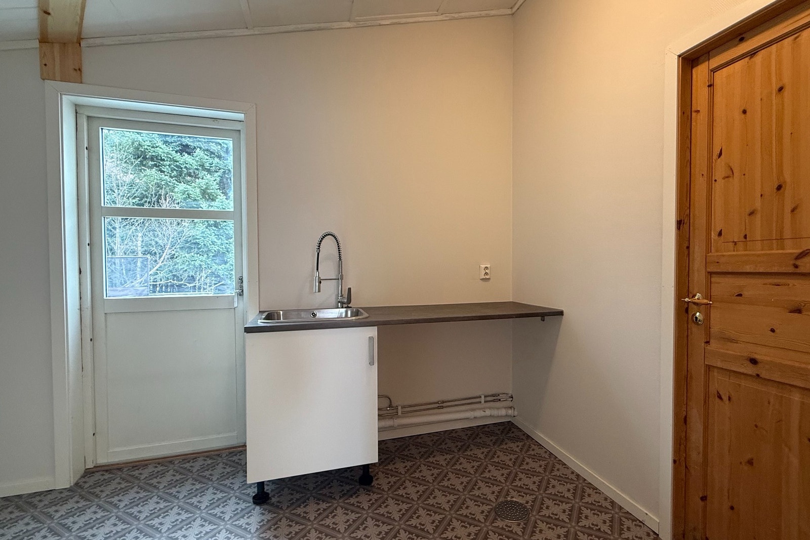 Entré med varme i gulvet. Galleribilde