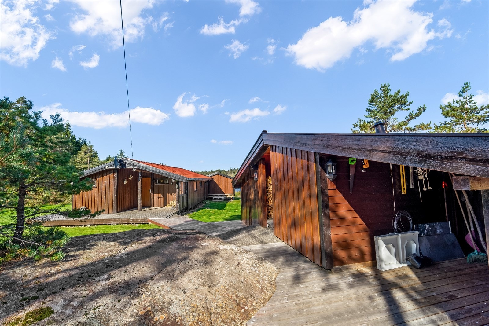 Redskapsbod ved annekset Galleribilde