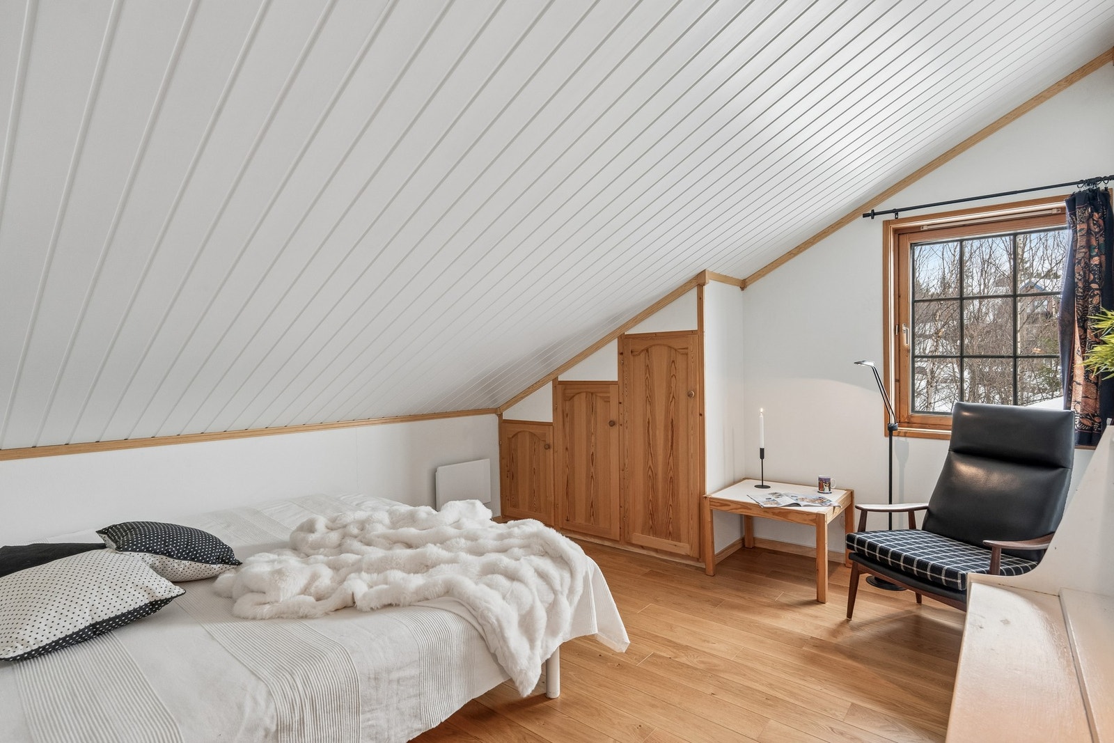 Begge rom med mulighet for senger og ytterligere innredning. Galleribilde