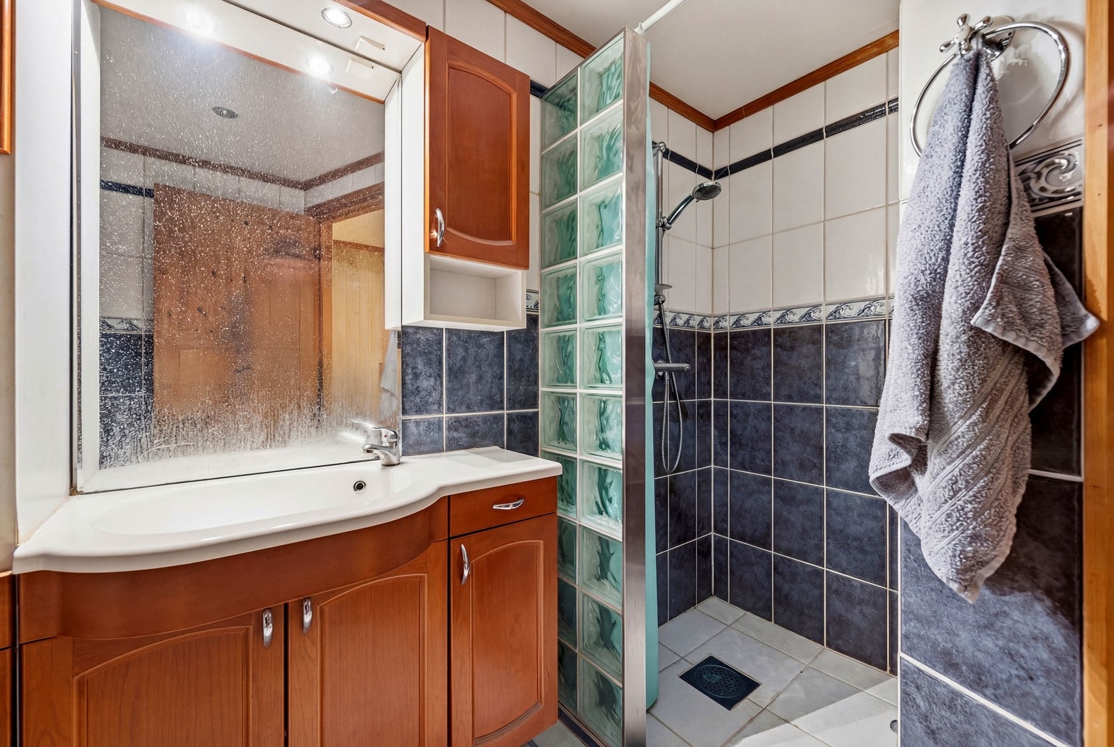 Badet i underetasjen Galleribilde