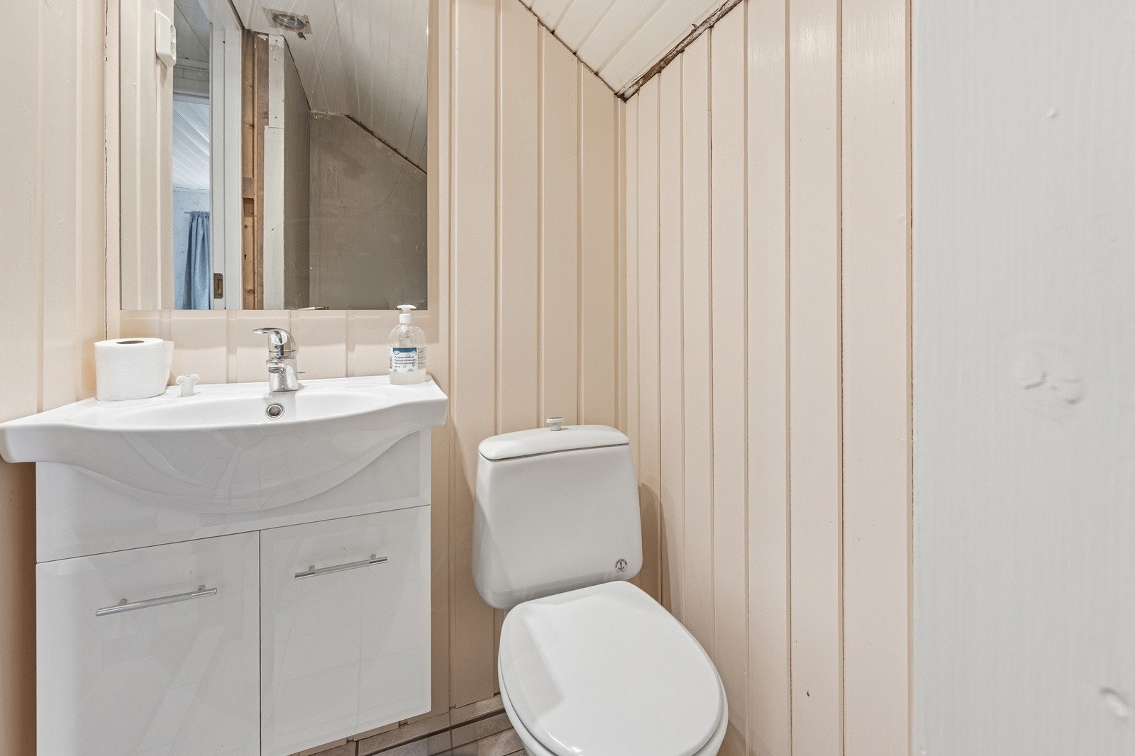 wc i 2. etg Galleribilde