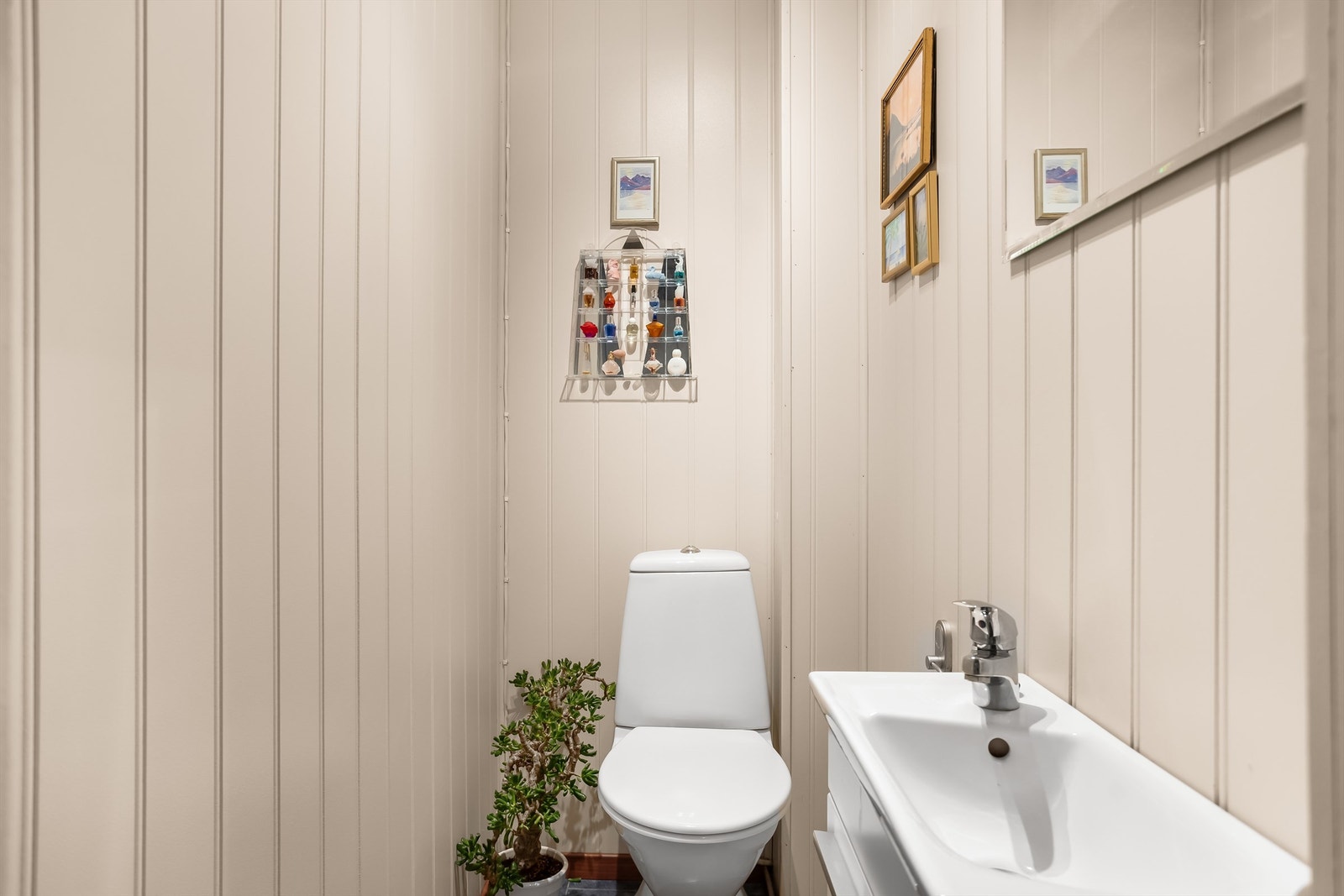 Eget toalettrom. Galleribilde