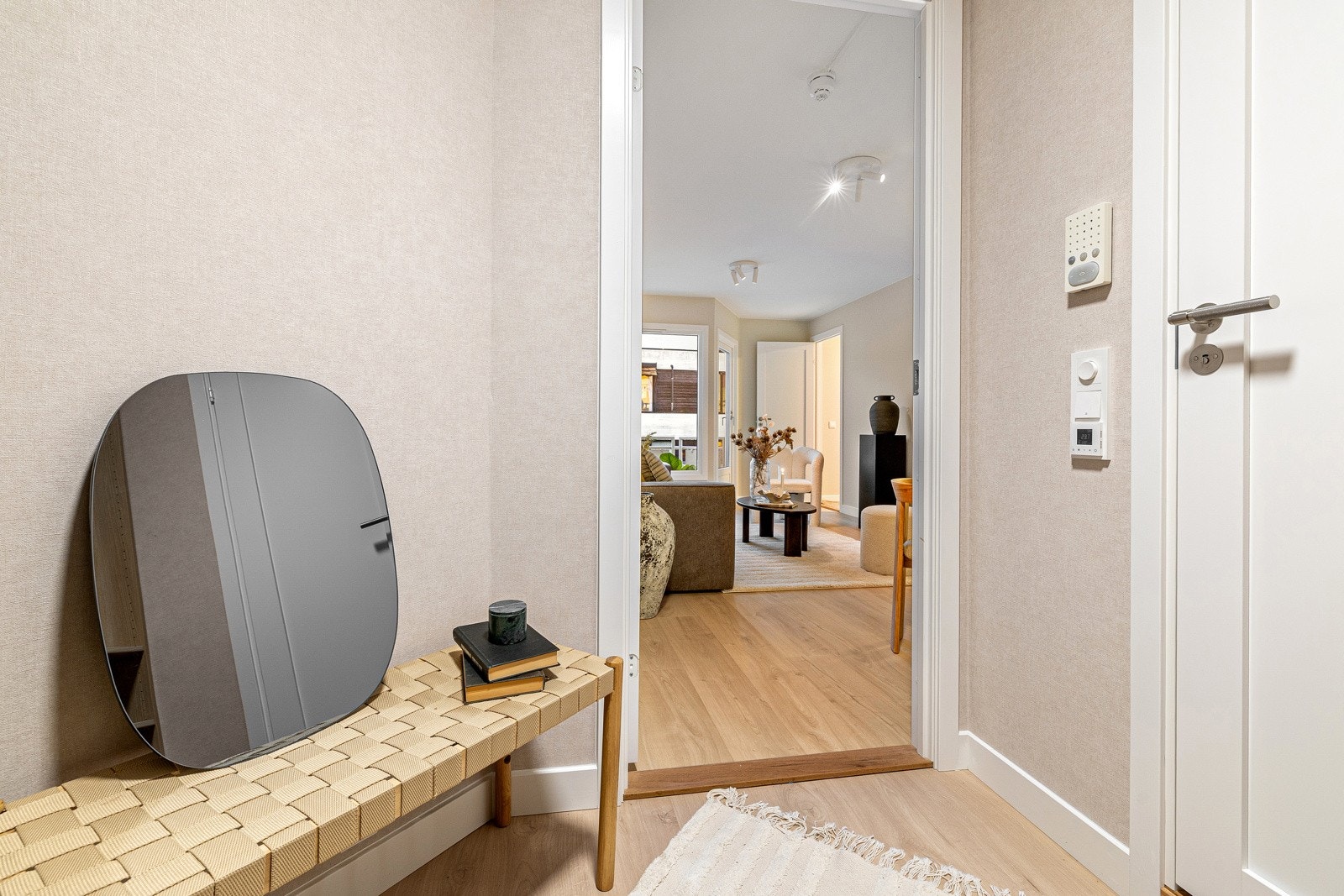 Eksklusiv tapet i entré. Galleribilde