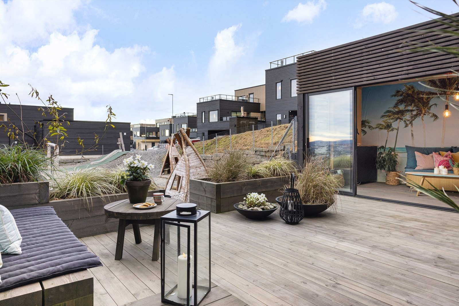 Romslig terrasse på 48 m². Galleribilde