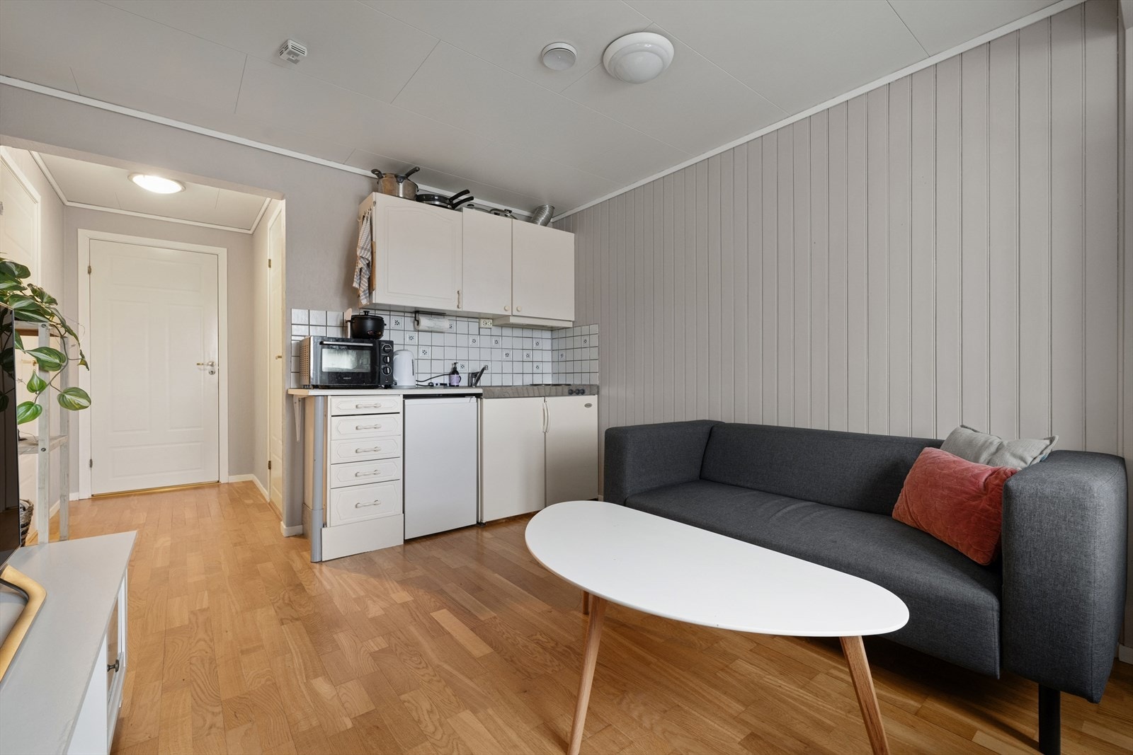 Her er det et praktisk kjøkken. Galleribilde