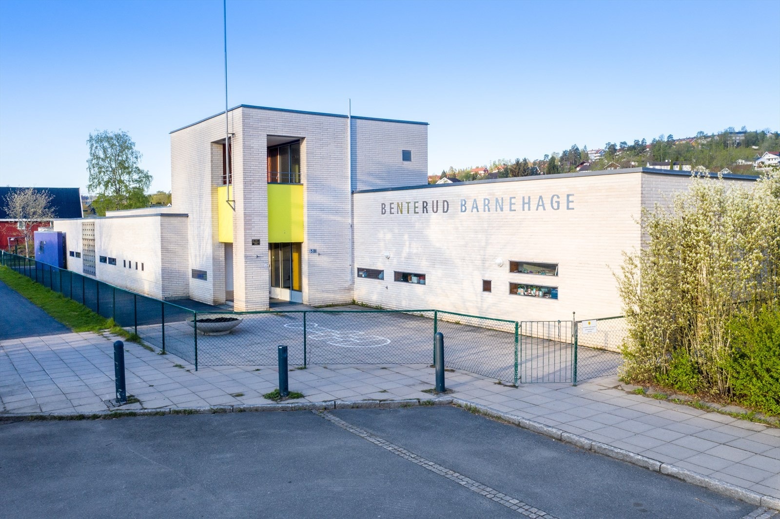 Kort gangavstand til Benterud barnehage. Galleribilde