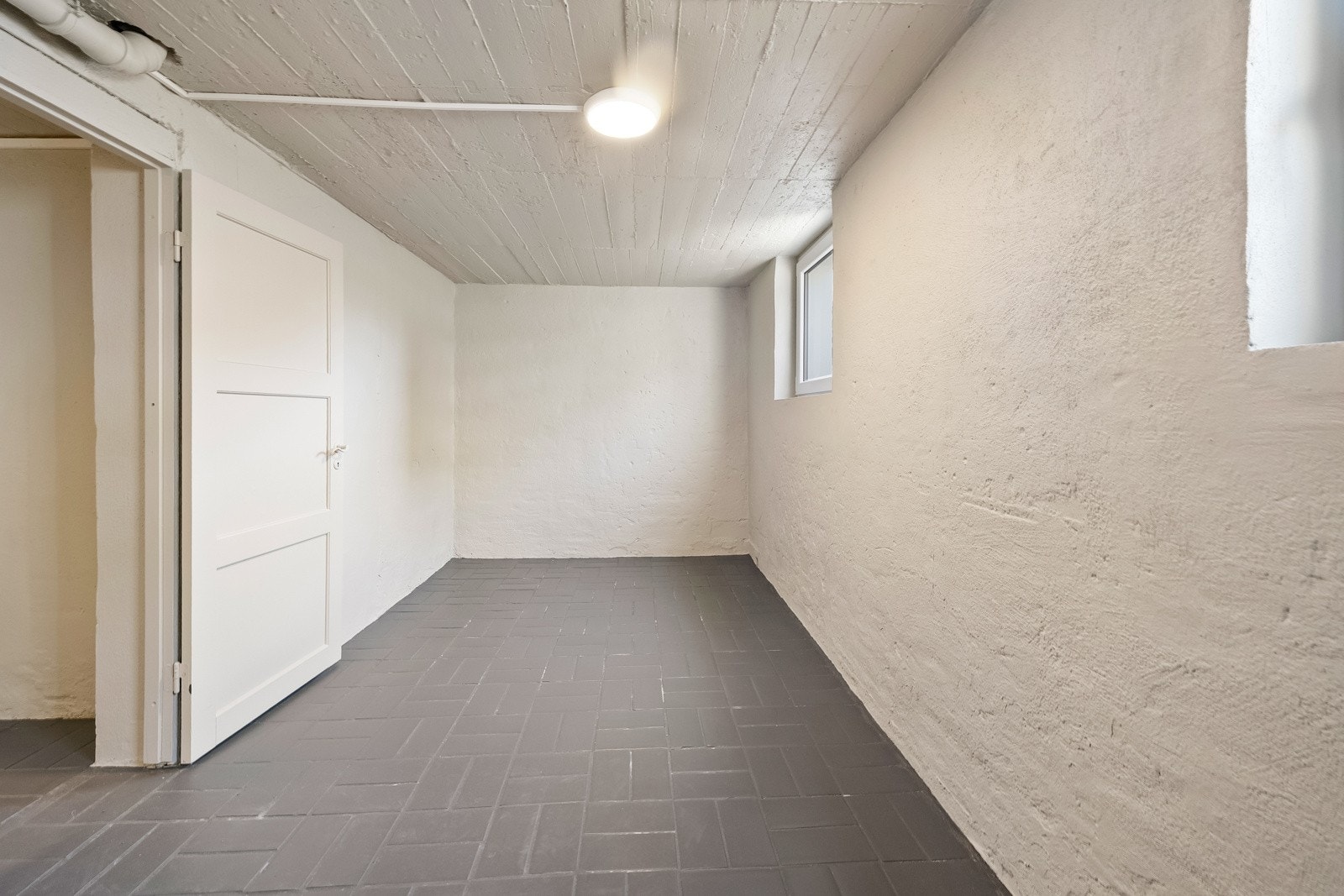 Flere gode bodarealer i kjelleren. Galleribilde