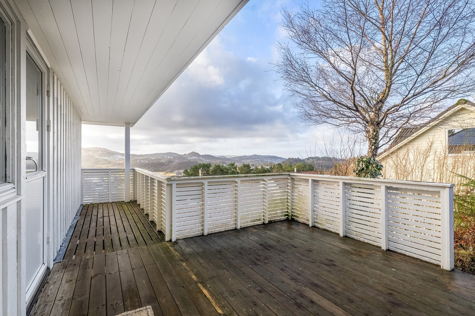 Terrasse med flott utsikt. Galleribilde