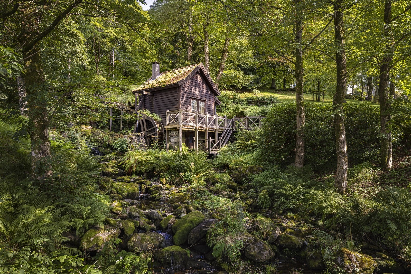 Fra Christie parken. Her ligger Christie mølle fra 1830 som malte mel for Baker Brun i "gamle dager". Galleribilde