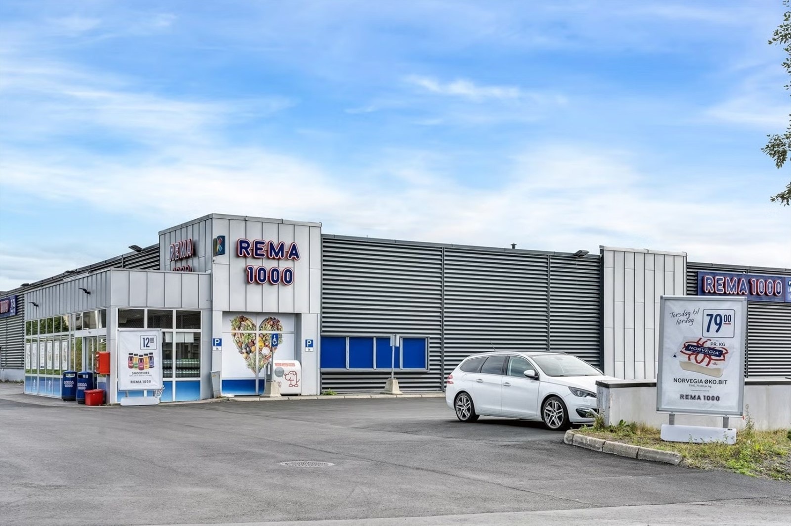 Daglige innkjøp gjøres enkelt på Rema 1000 Åråsen, som ligger i umiddelbar nærhet. Galleribilde