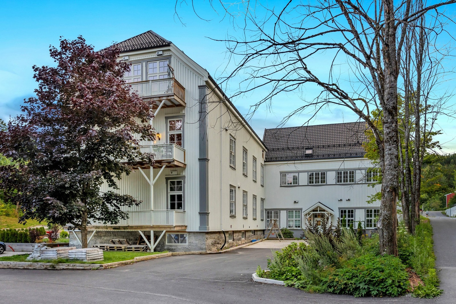 Det er for øvrig lagringsplass i en disponibel kjellerbod med areal på rundt 5,5 kvm. Galleribilde