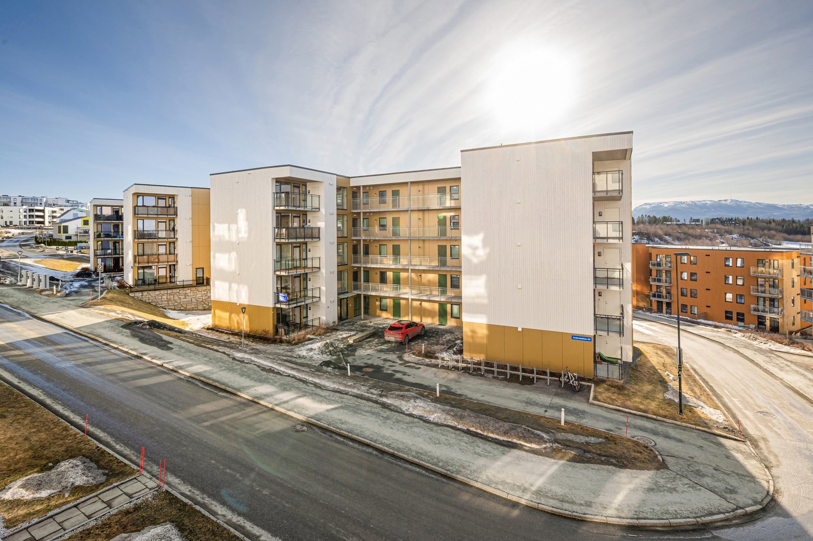 Leiligheten ligger fint til i 4.etasje. Galleribilde