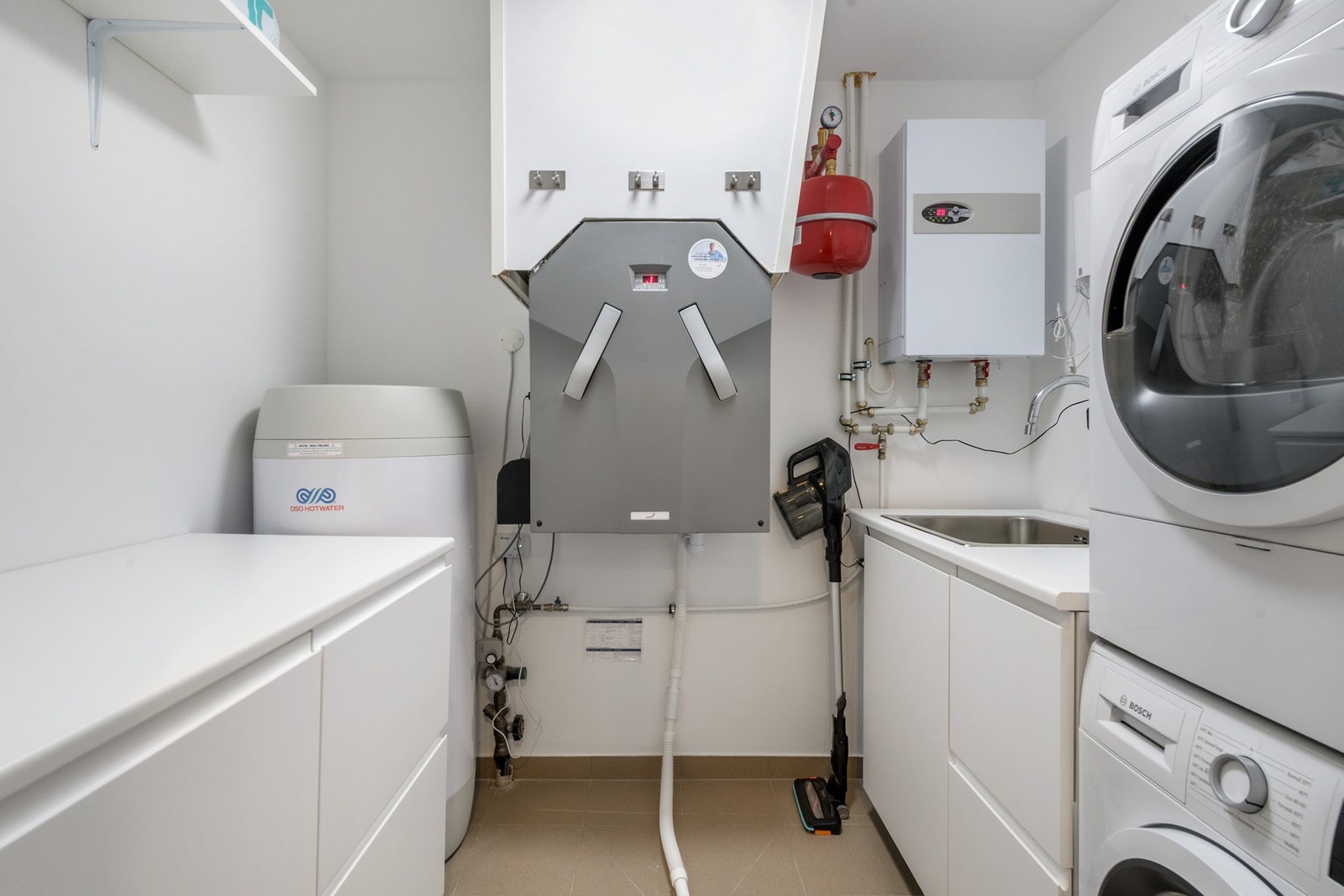 Bod er i dag brukt som vaskerom med opplegg for vaskemaskin og vask. Galleribilde