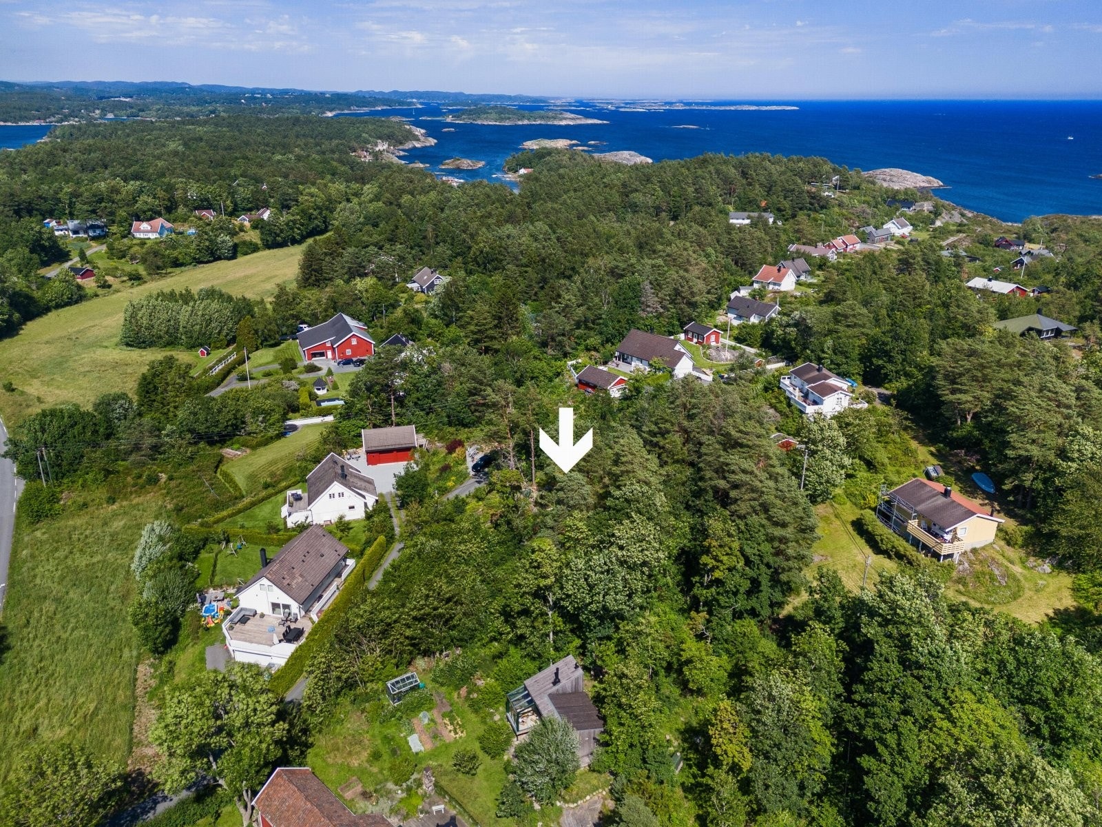 Tomten ligger i hjertet av Homborsund Galleribilde