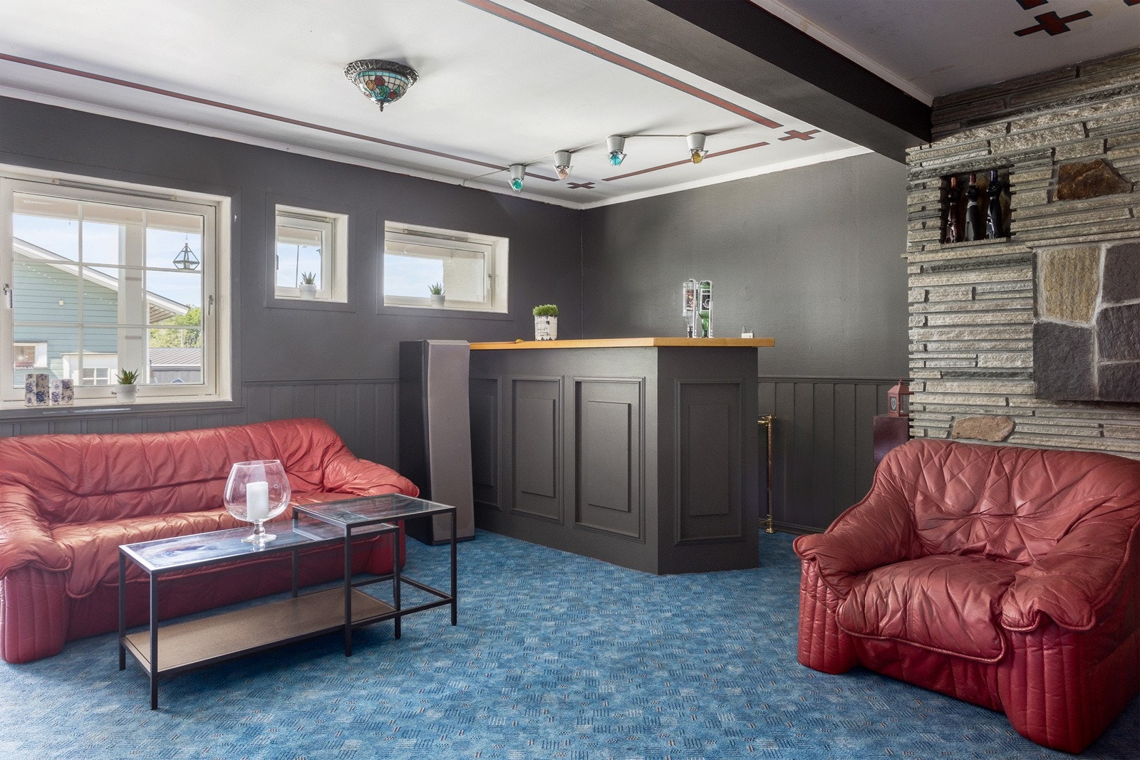 Kjellerstue. Galleribilde