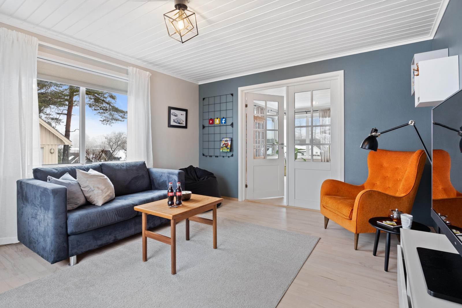 TV-stue i 1. etasje Galleribilde