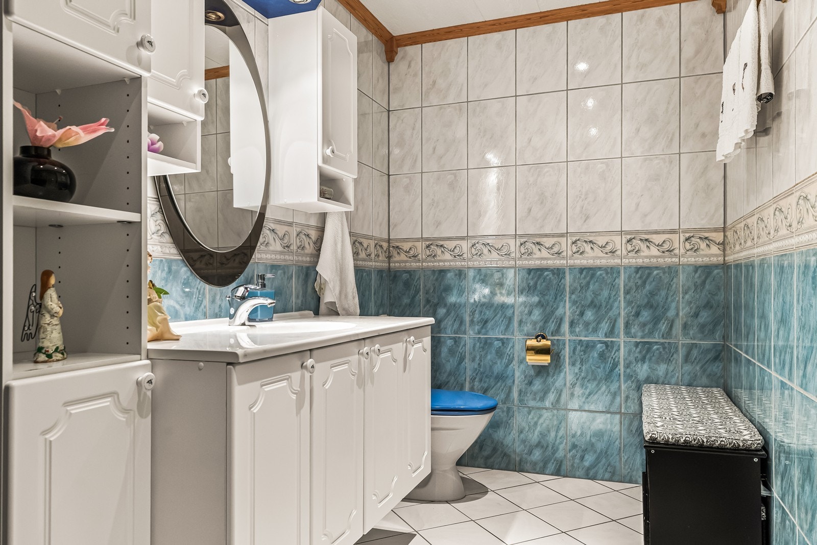 Fint flislagt bad. Galleribilde