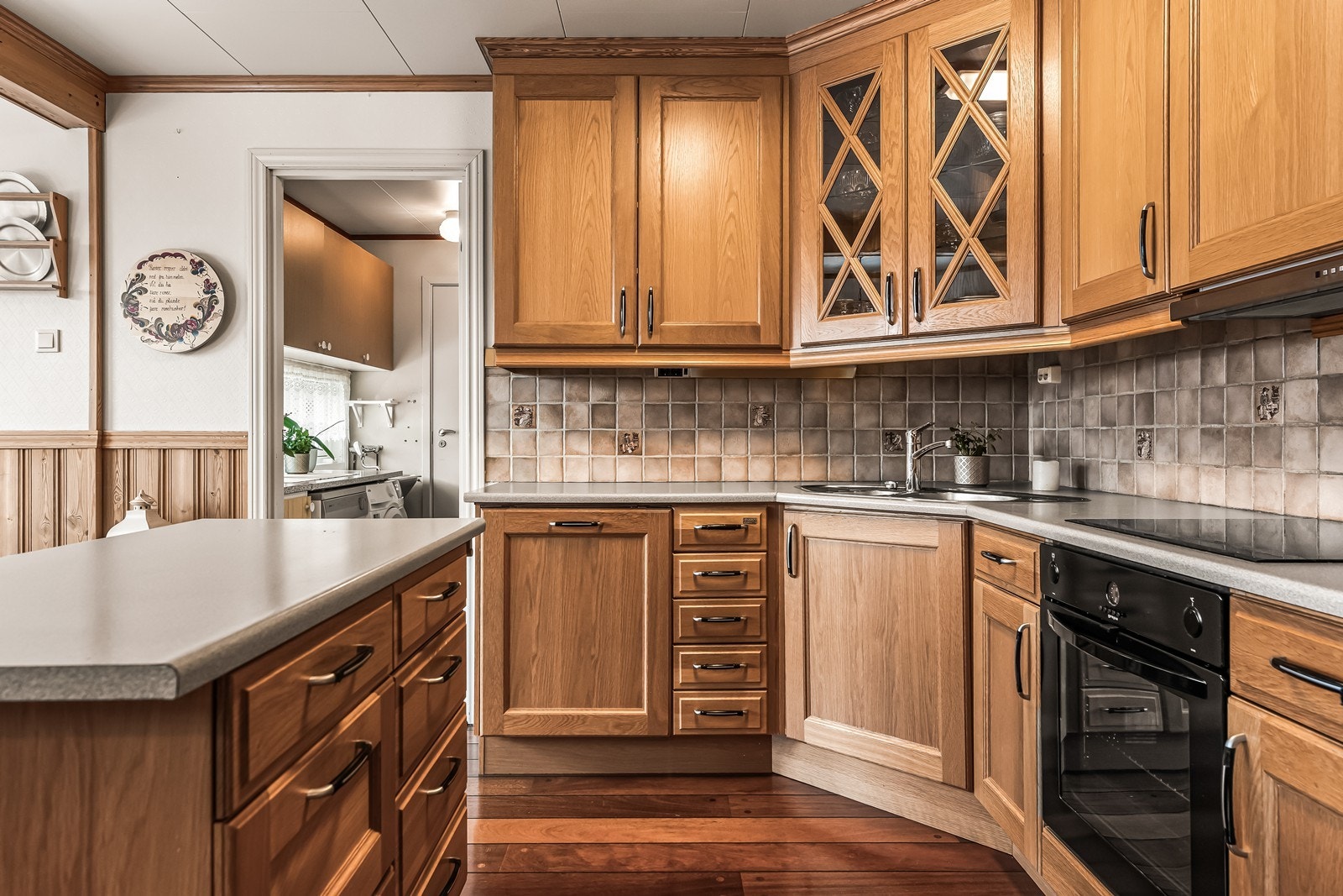 Hyggelig og godt utstyrt kjøkken. Galleribilde