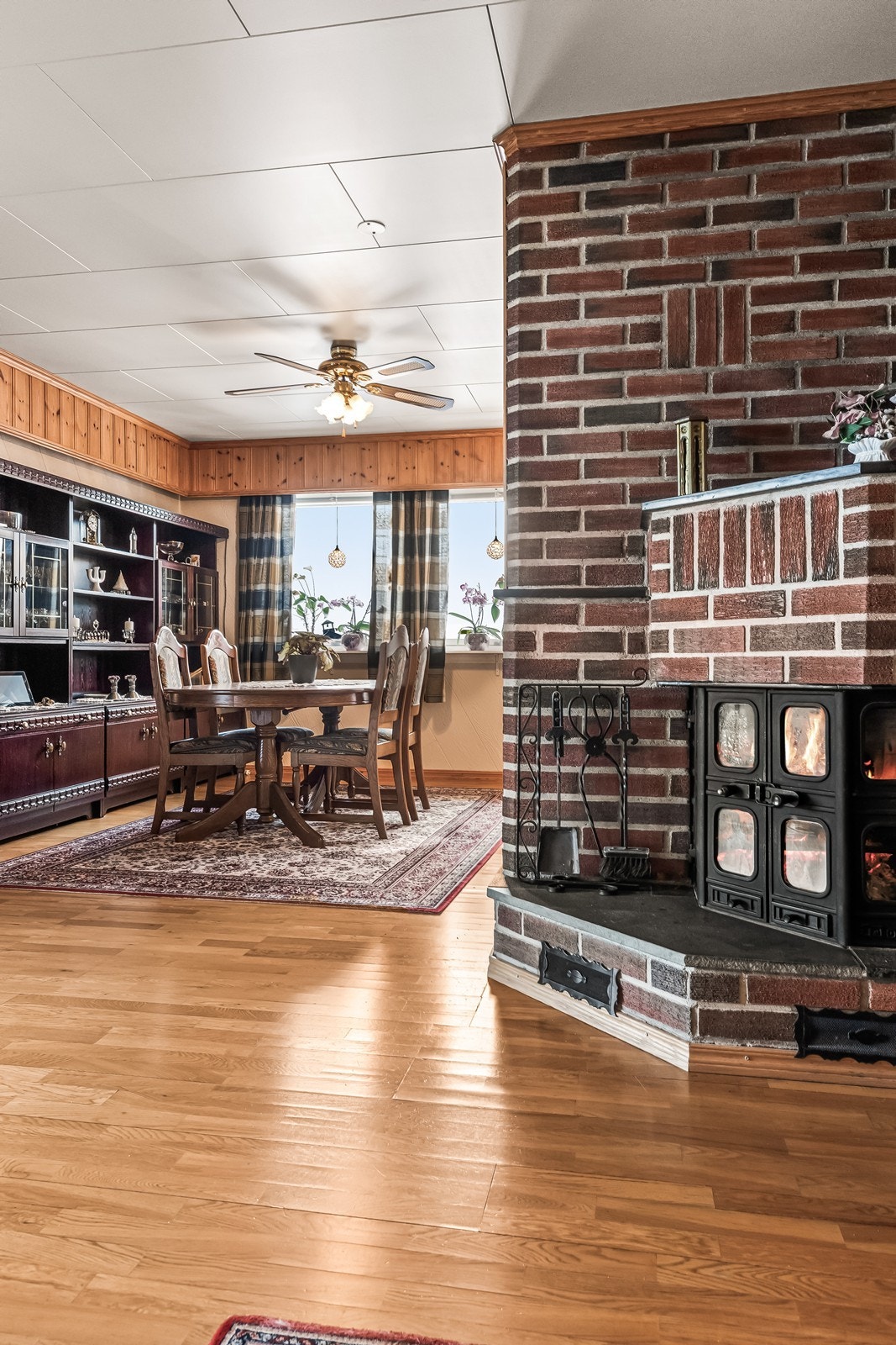 Hyggelig spiseplass Galleribilde