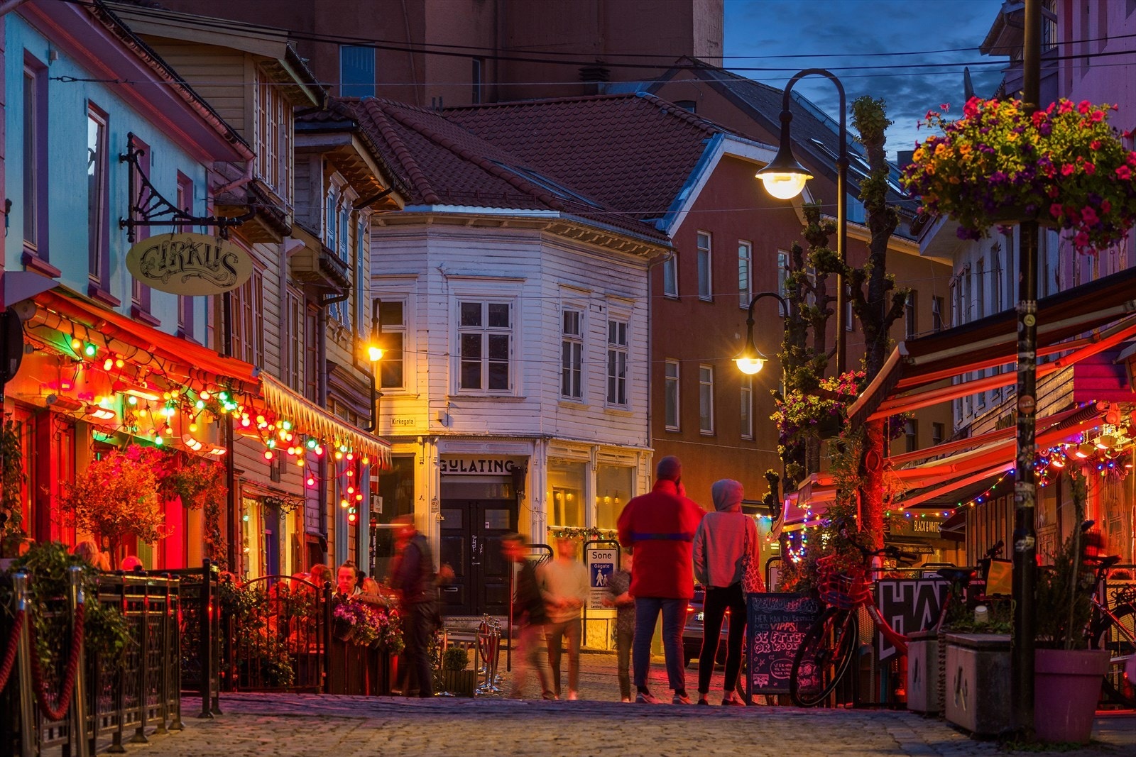 Fargegata, egentlig Øvre Holmegate, ligger midt i Stavanger sentrum mellom Skagenkaien og Kirkegata. Galleribilde