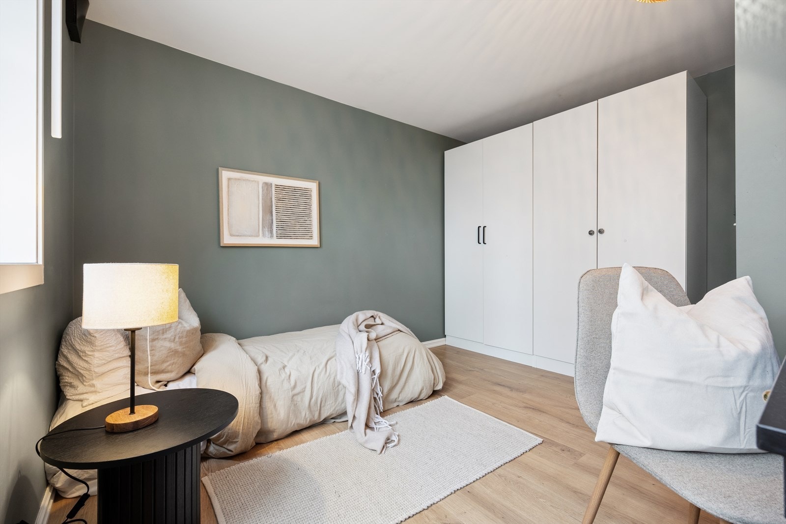 Herlig fargevalg på veggene som gir et personlig preg. Galleribilde