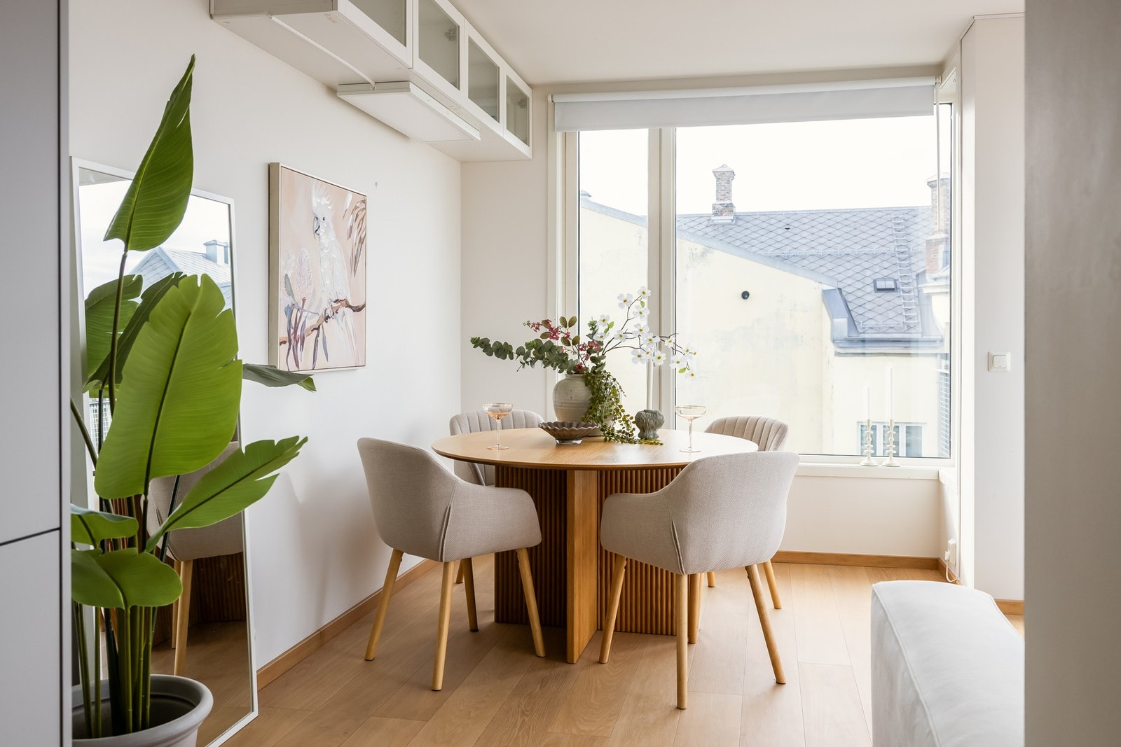 Fellesutgiftene inkluderer bl.a. internett, fjernvarme og kabel-tv. Galleribilde