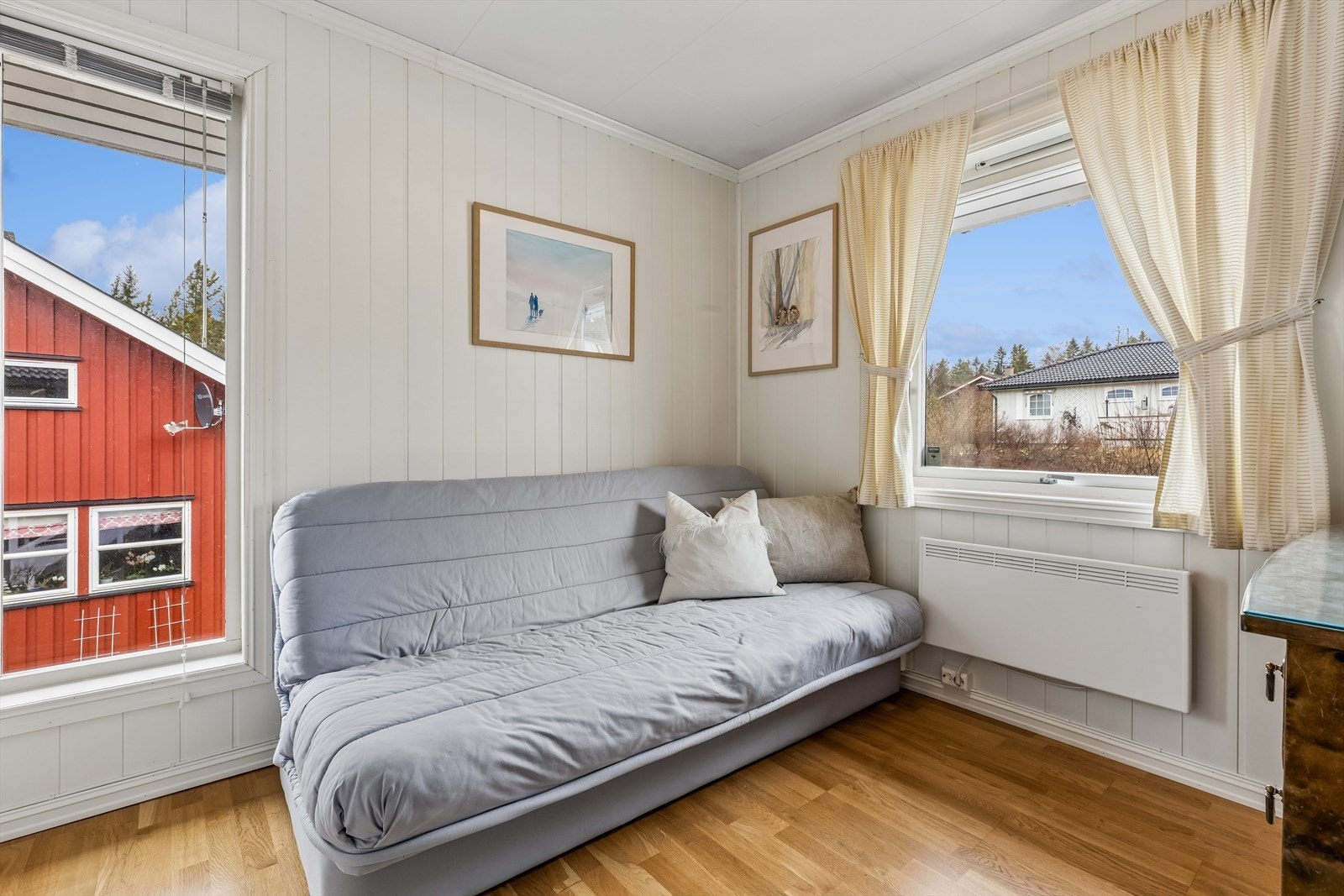 Dette rommet kan også innredes etter behov, for eksempel som en liten TV-stue eller arbeidsplass. Galleribilde