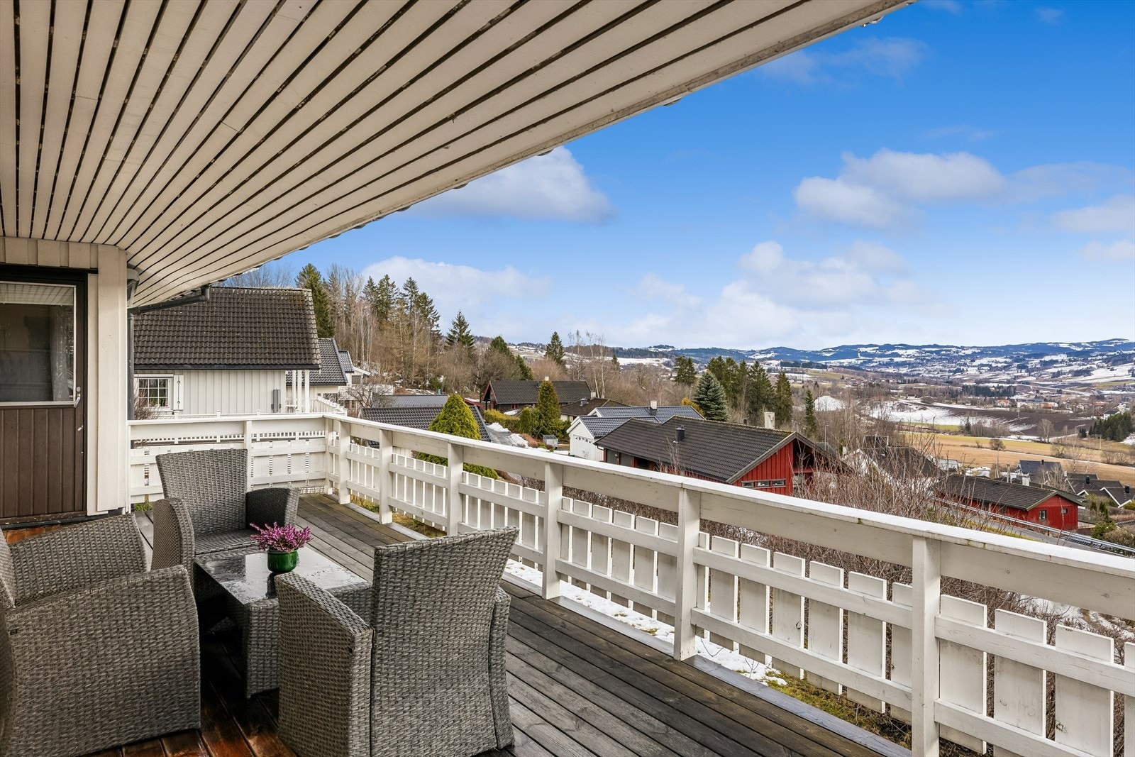 Her kan man nyte utsikten og rolige omgivelser. Galleribilde