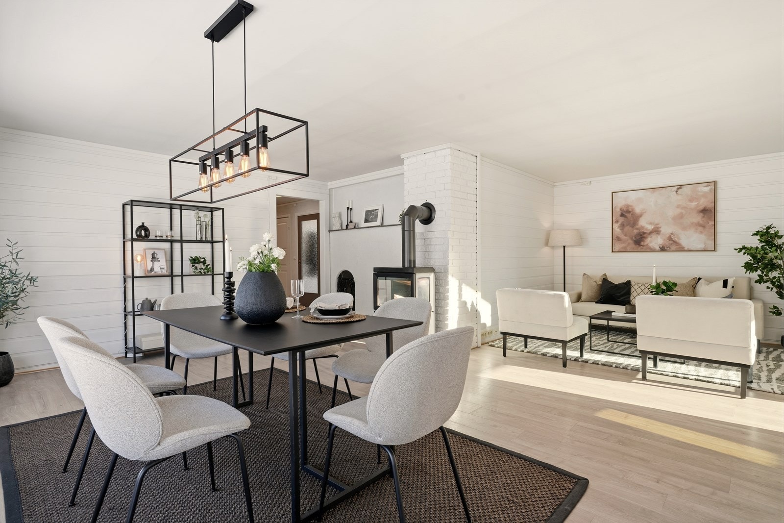 Lekker og romslig stue Galleribilde