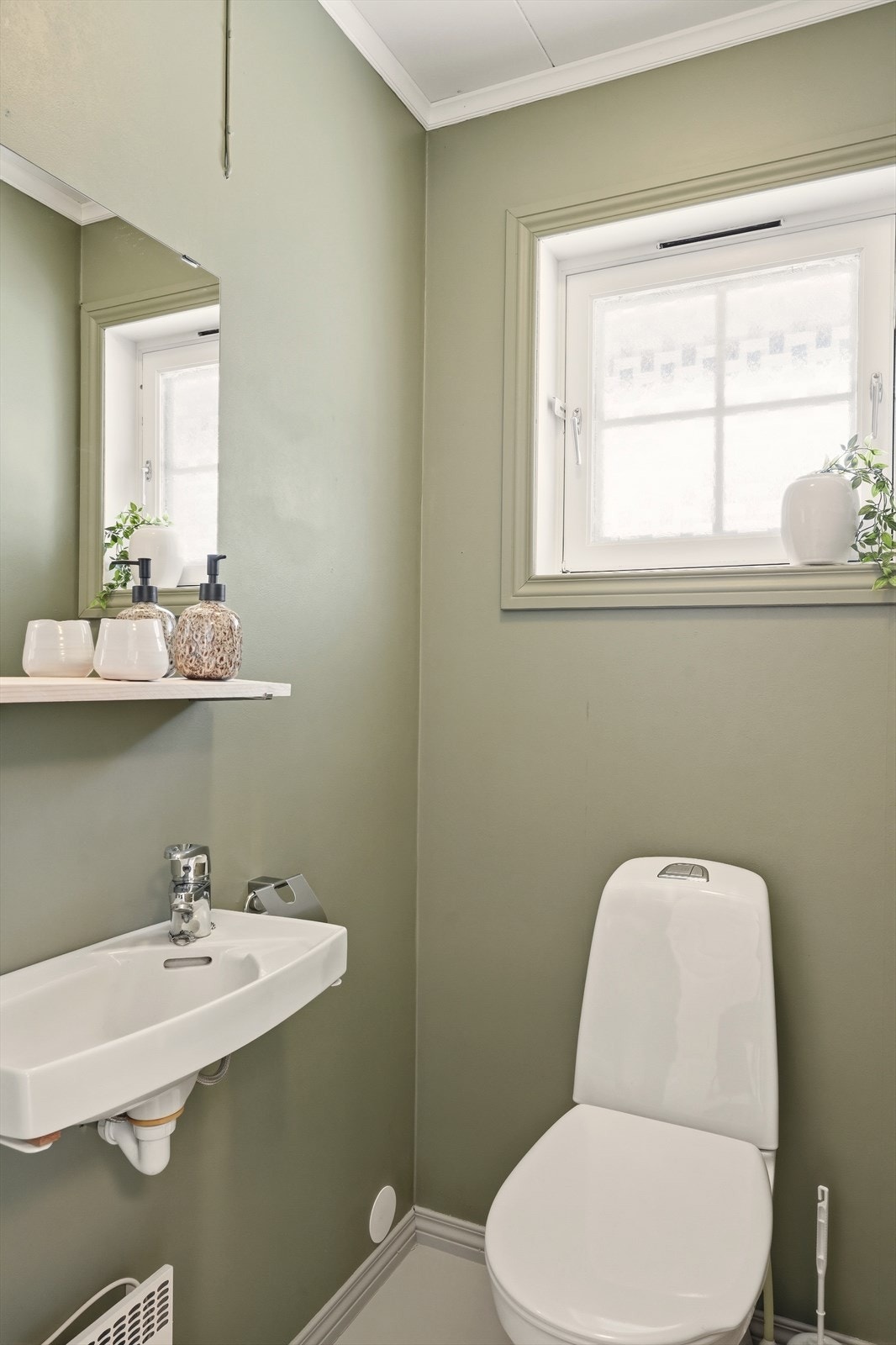 Eget toalett rom Galleribilde