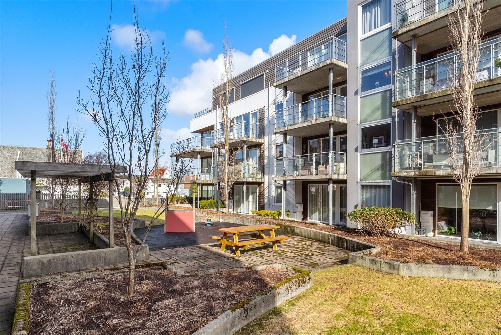 Fint opparbeidet felles uteområder Galleribilde