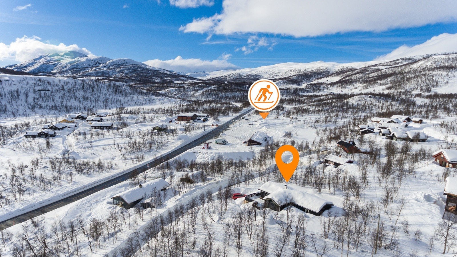 Skarvheimen er et eldorado for friluftsfolk: Rett utenfor døren venter milevis med nypreparerte langrennsløyper - over 100 km med spor som slynger seg innover fjellet Galleribilde