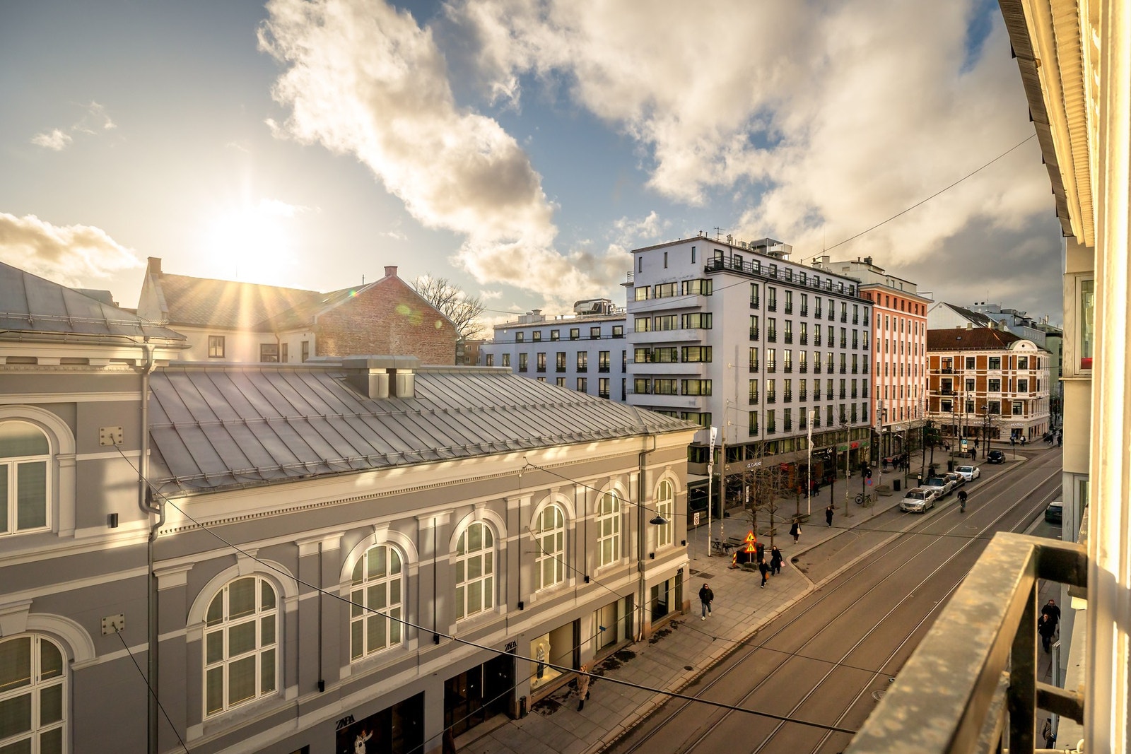 Dette er en fantastisk beliggenhet for deg som ønsker å bo svært sentralt med alt utenfor døren Galleribilde