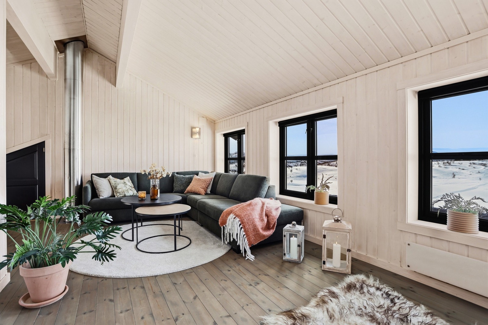 Loftstuen er et perfekt rom man kan trekke seg tilbake til etter en aktiv dag, eller som et ekstra lekerom for barna Galleribilde