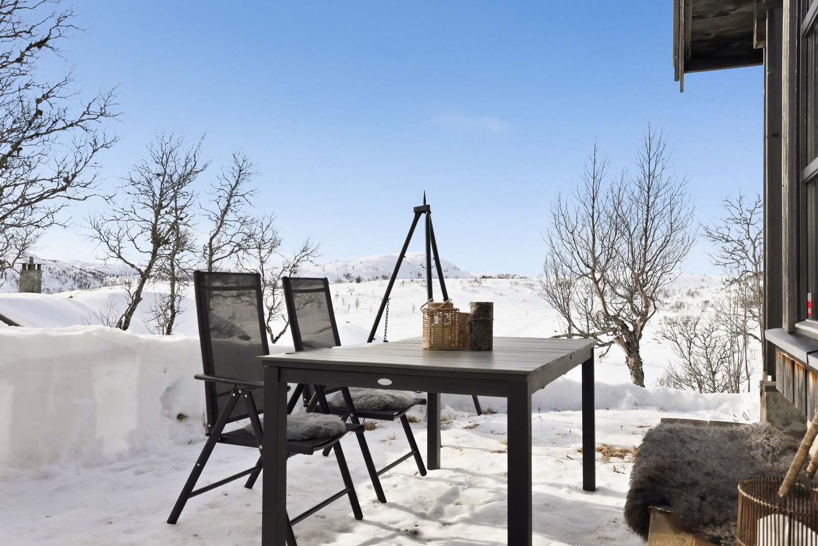 Rauland er et eldorado for familier som ønsker utfordringer og naturopplevelser, og er samtidig kjent for å være et av Norges mest snøsikre områder Galleribilde