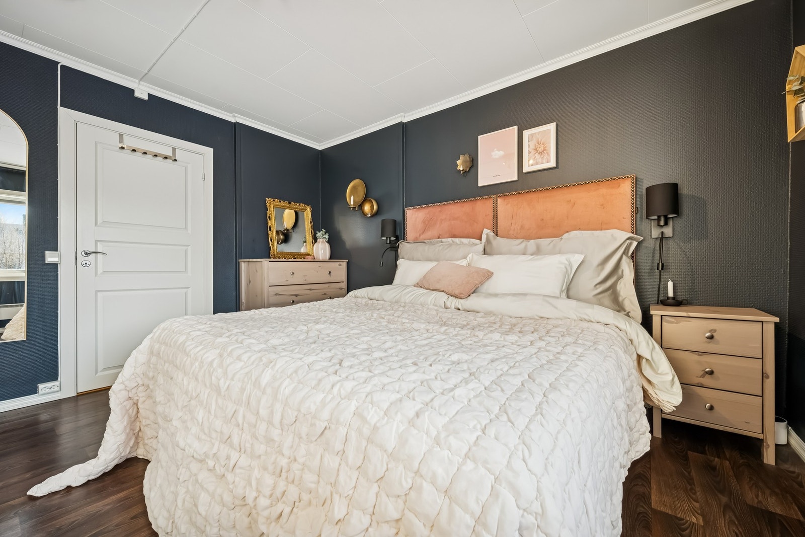 Soverom II Galleribilde