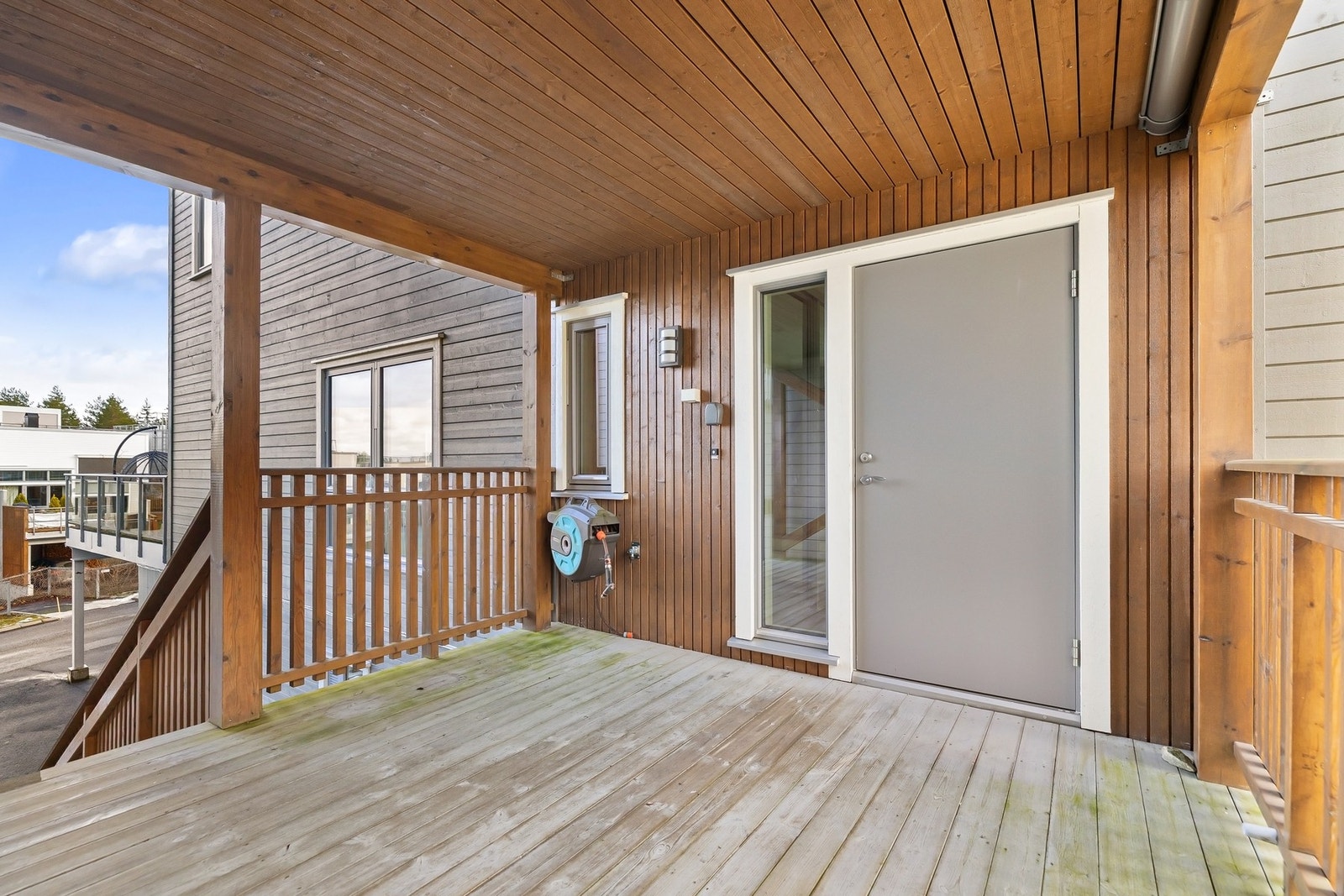 Overbygget inngangsparti. Galleribilde