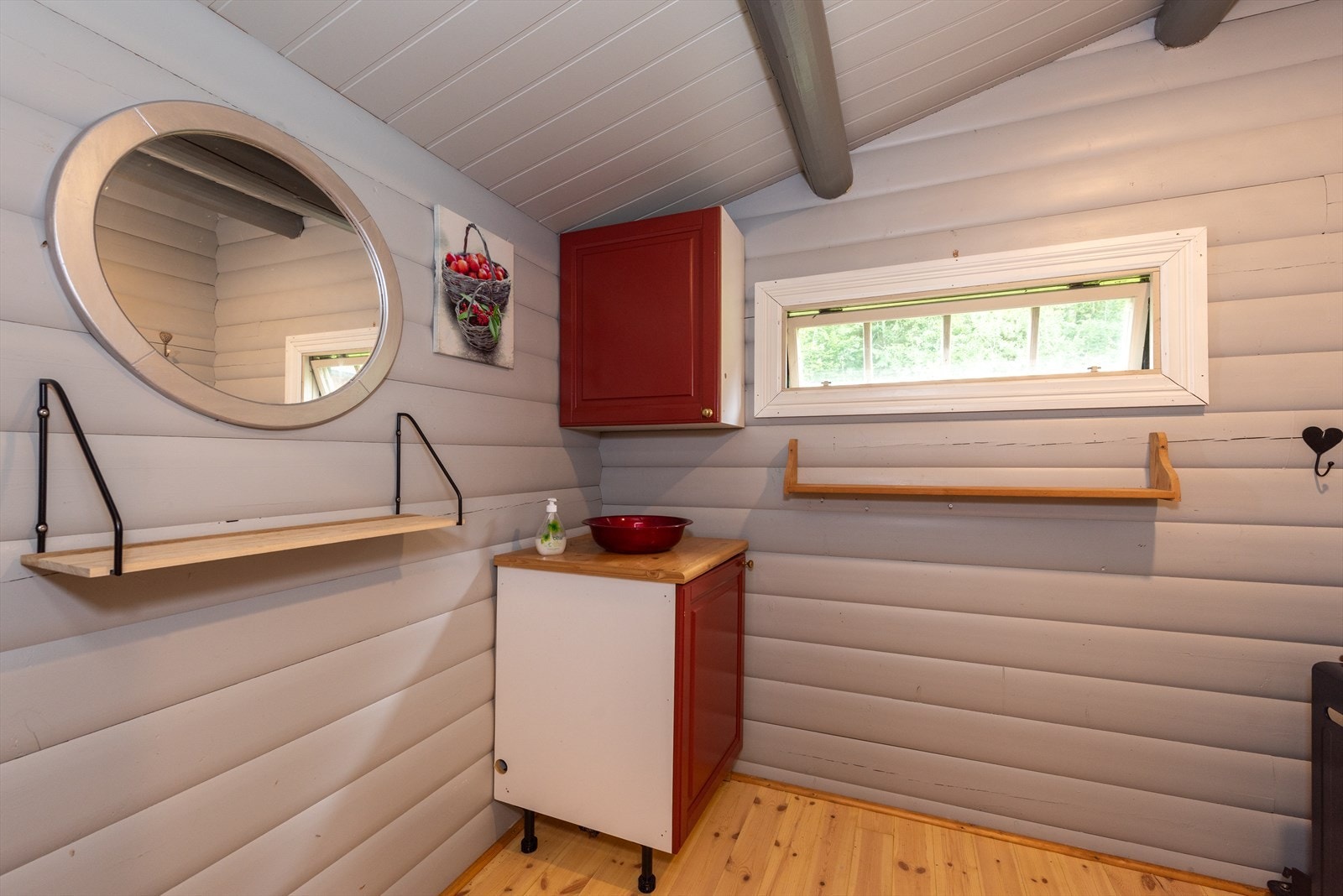 Toalettrom. Galleribilde