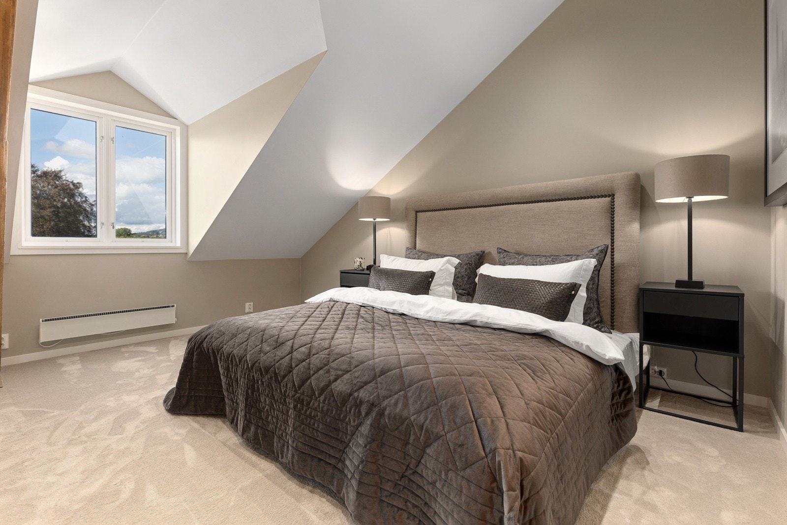 Soverom II er også av svært god størrelse Galleribilde